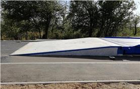 Пандус автомобильных весов длинной 4 метра выполнен из бетона М300 с комплектом армирования